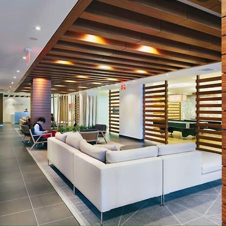 Stunning Condo Wit Amazing View 5Mins From Cntower Toronto Luaran gambar