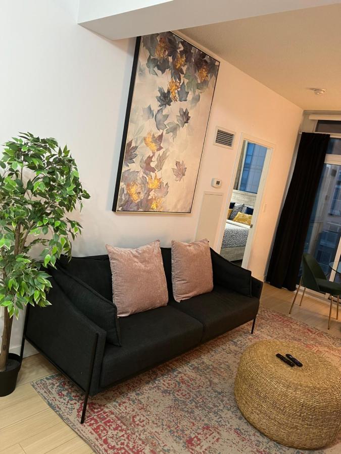 Stunning Condo Wit Amazing View 5Mins From Cntower Toronto Luaran gambar